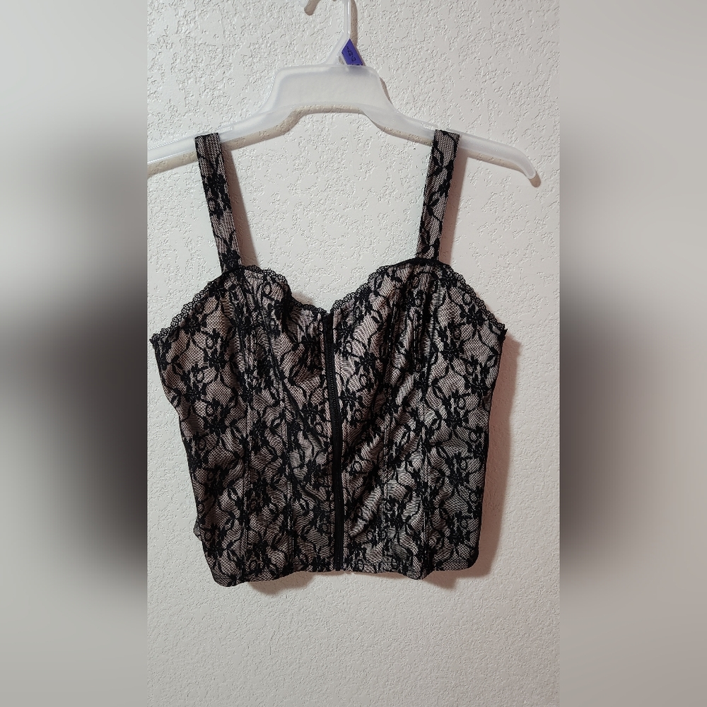 2X Blace lace Hot Topic Riverdale zip up tank